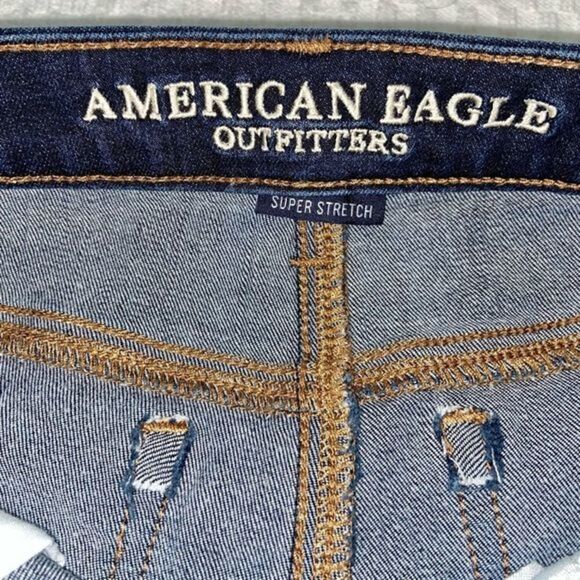 Women’s American Eagle dark blue super stretch roll up hem Jean shorts size 4 - Picture 4 of 16